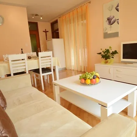 Fuer 4 Personen Ca 43 Qm In Rovinj-monsena, Istrien Istrische Riviera *
