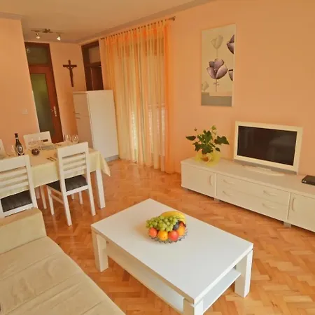Fuer 4 Personen Ca 43 Qm In Rovinj-monsena, Istrien Istrische Riviera