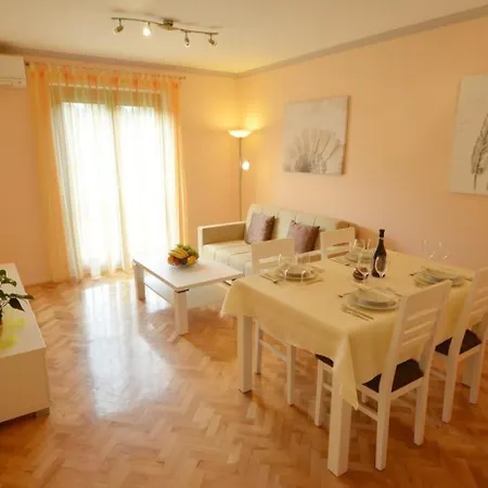 Fuer 4 Personen Ca 43 Qm In Rovinj-monsena, Istrien Istrische Riviera *
